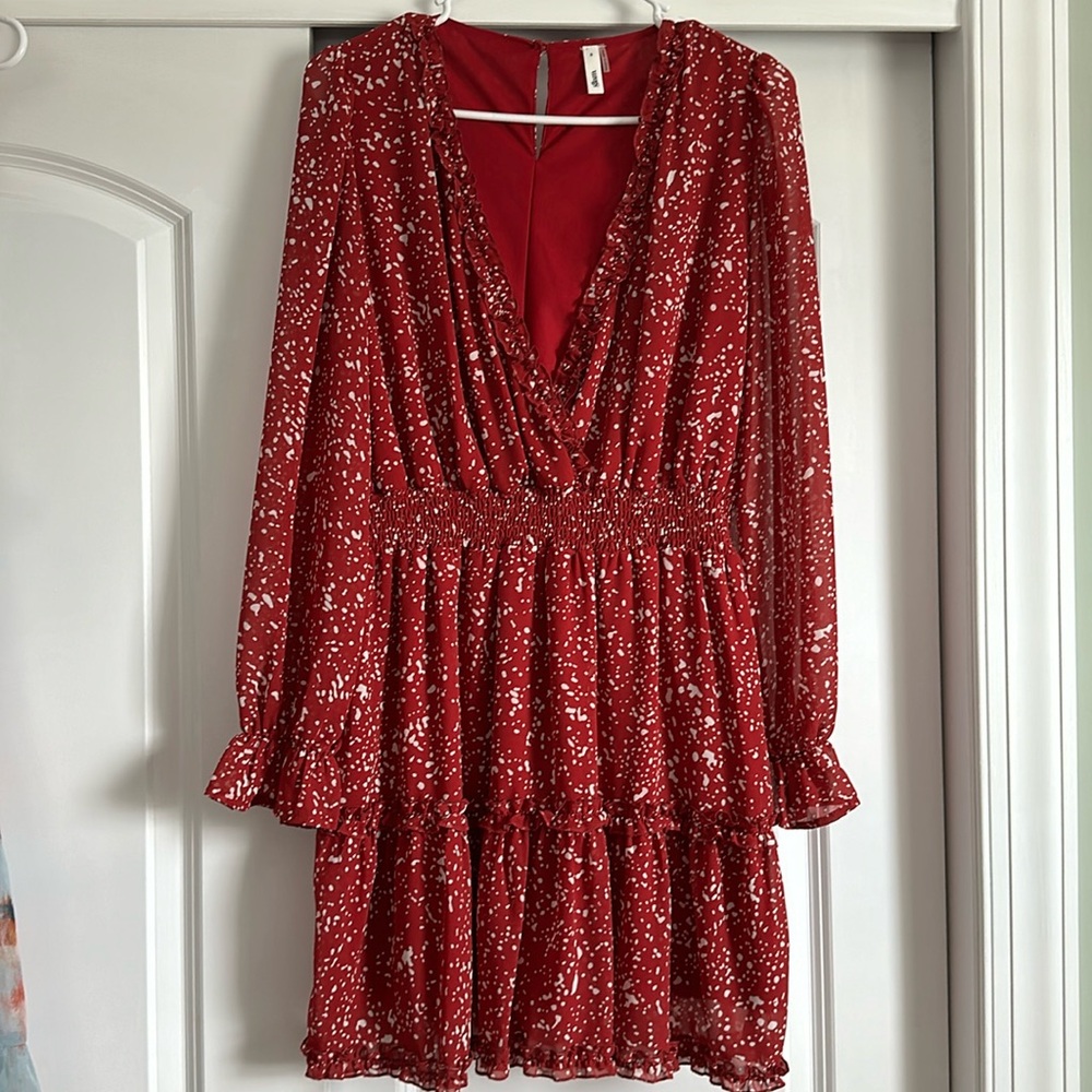 Red & white long sleeve mini dress 👗